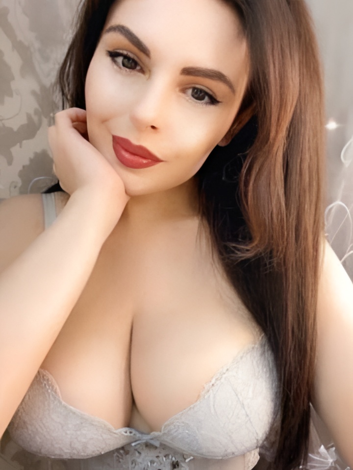 Наташа привлекальеная девушка из Владивостока цена от 2000 руб