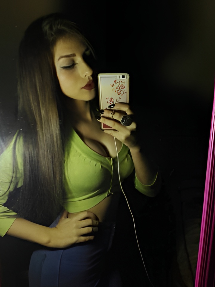 Индивидуалка Рената, доступна для личного знакомства от 4000 руб