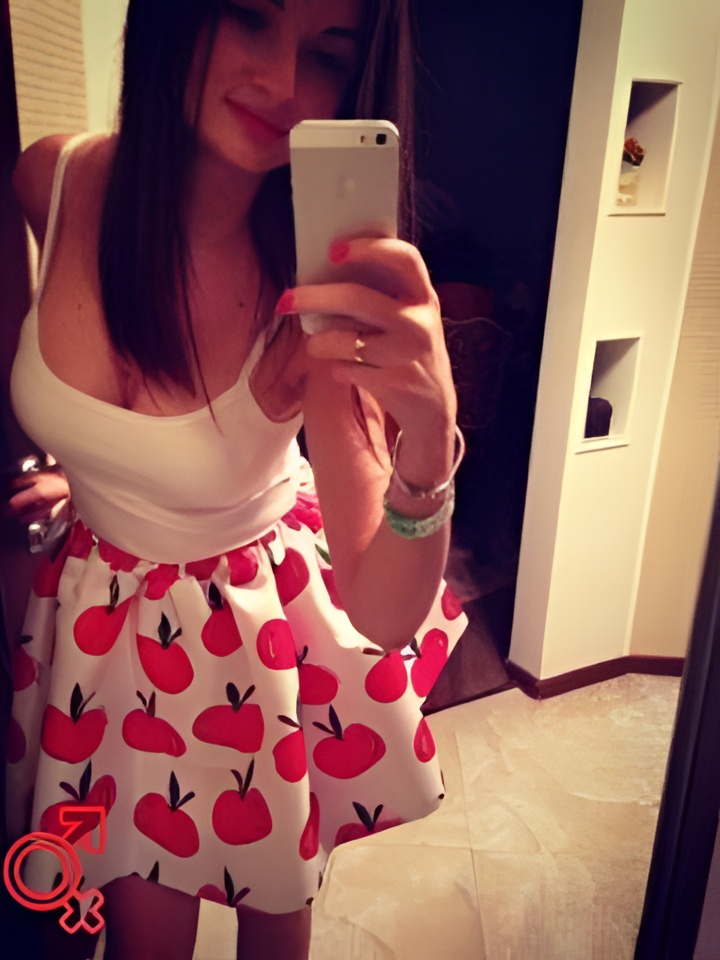 Ярослава привлекальеная девушка из Владивостока цена от 5000 руб