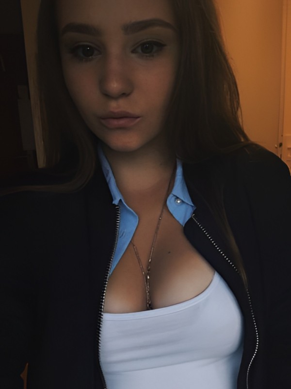 Евлалия привлекательная девушка из Владивостока цена от 3000 руб