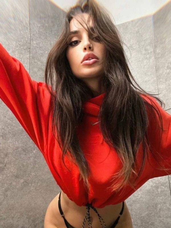 Марина привлекательная девушка из Владивостока цена от 3000 руб